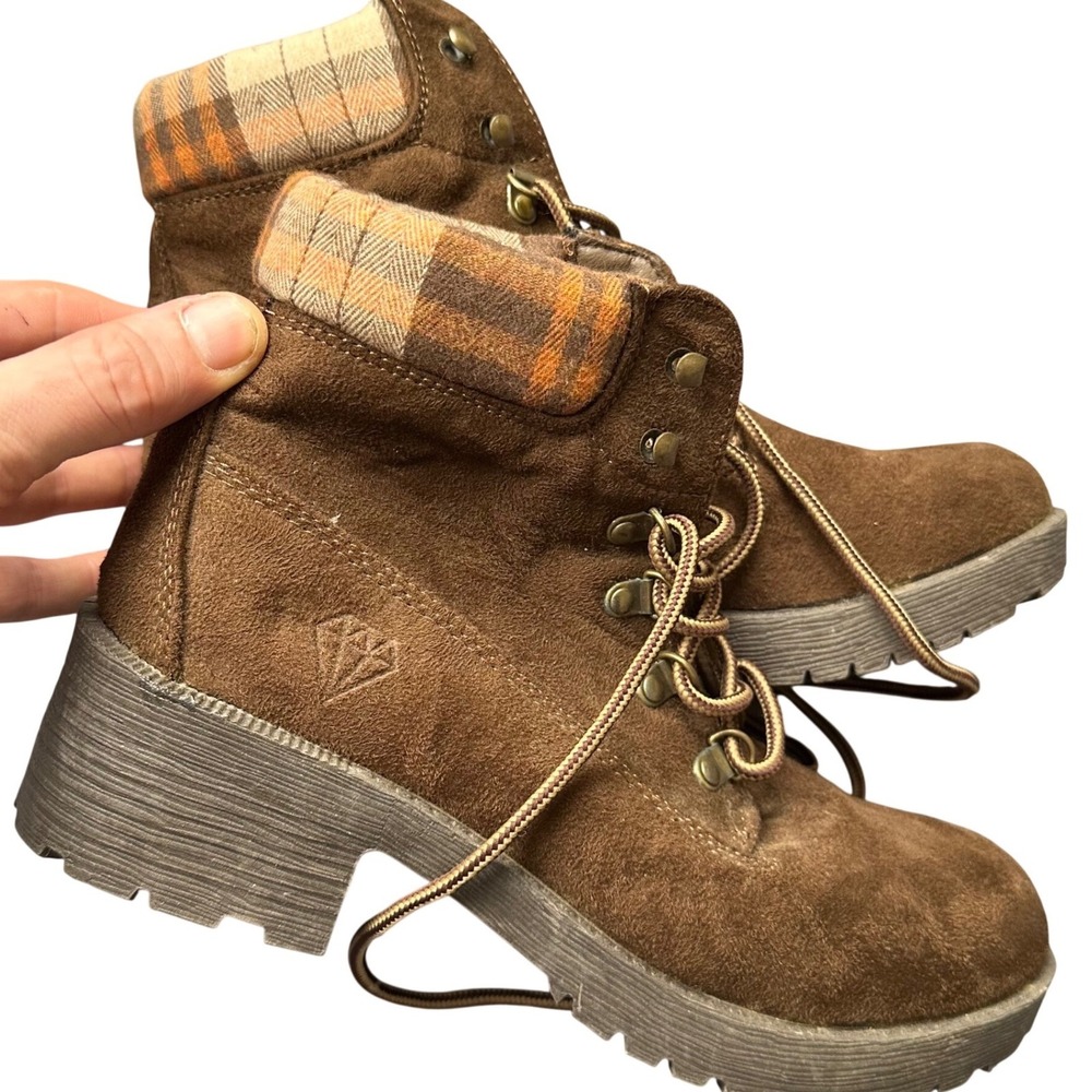 Rock & Candy Ryann Brown Faux Suede Plaid Collar Ankle Boots FT16396C-50A Size 9